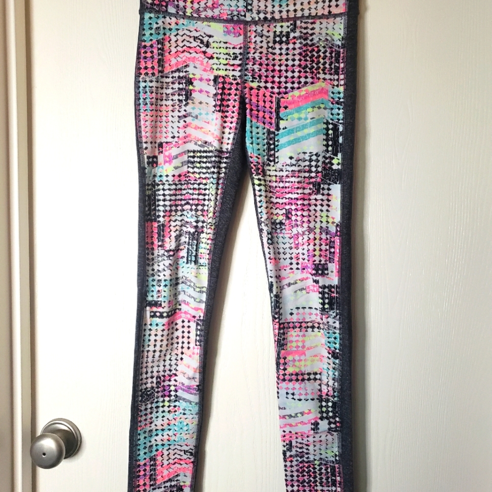 Live Love Dream (Aeropostale) yoga leggings